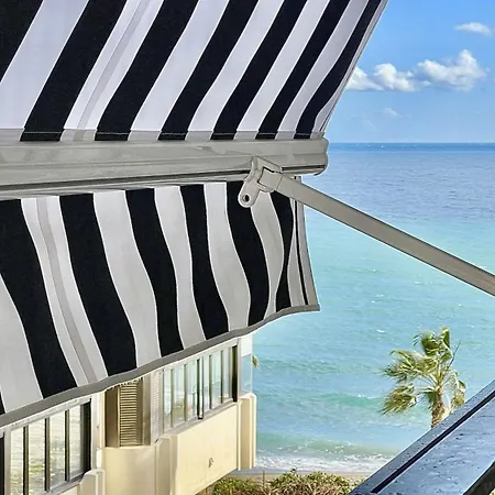 Beachfront 1br In Center Of Marbella! Apartment Marbella