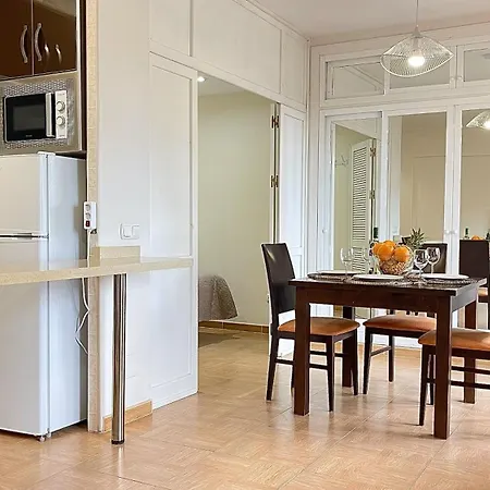 Beachfront 1br In Center Of Marbella! Apartment