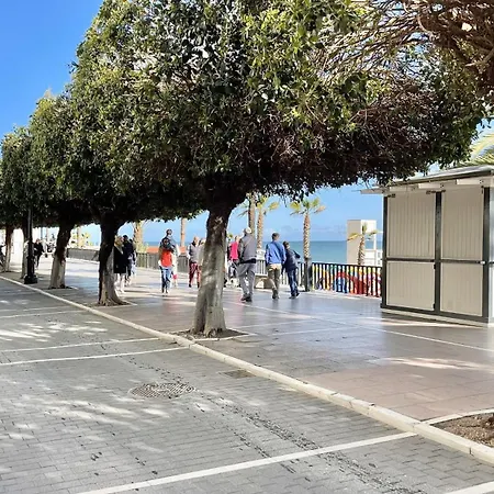 Apartment Beachfront 1br In Center Of Marbella!